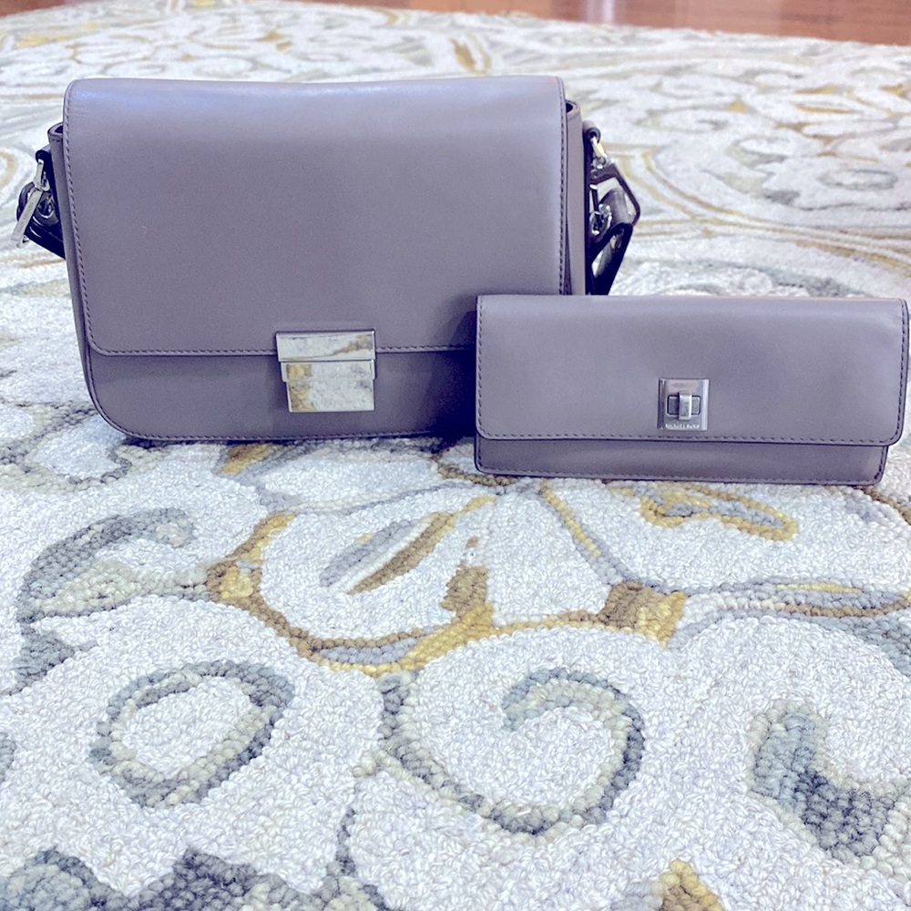 💕 Michael Kors dark gray leather satchel with matching wallet set gorgeous 💕